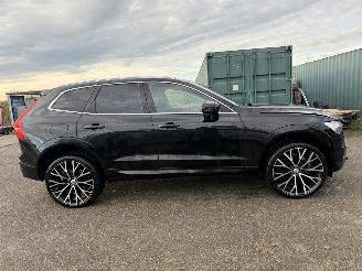 Volvo Xc-60 2.0 T8 R DESIGN AWD picture 5