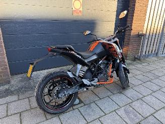 Audi  KTM Tour 125 Duke picture 9