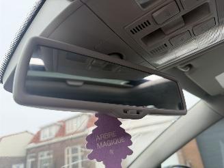 Volkswagen Golf 2.0 TDI AUTOMAAT 150 PK PANO picture 26