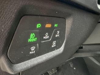 Seat Leon 1.5 eTSI FR AUTOMAAT picture 22