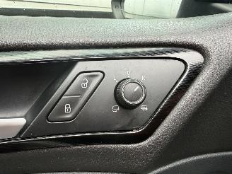 Volkswagen Golf 2.0 TSI GTI Performance picture 7