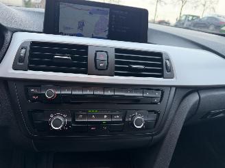BMW 3-serie 320d Upgrade Edition picture 15