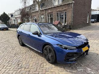 Volkswagen Passat Variant 1.5 eHybrid R-Line Edition picture 4