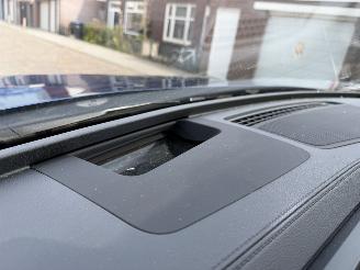 Volkswagen Passat Variant 1.5 eHybrid R-Line Edition picture 28