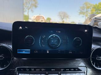 Mercedes V-klasse V220d AMG 4 MATIC 8 PERS picture 20