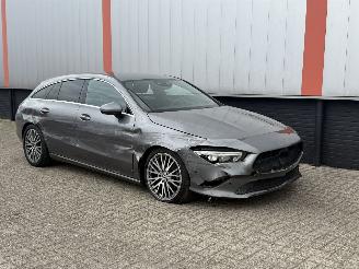 krockskadad bil auto Mercedes Cla-klasse 180d Shooting brake AUTOMAAT 2019/1