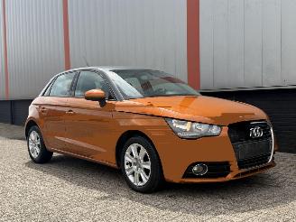 Unfallwagen Audi A1 1.6 TDI AUTOMAAT 2012/1