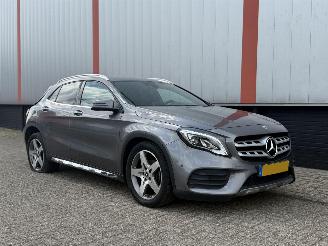 skadebil auto Mercedes GLA 200d AMG AUTOMAAT 2018/1