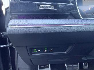 Volkswagen Touareg 3.0 TDI R Line BLACK picture 10