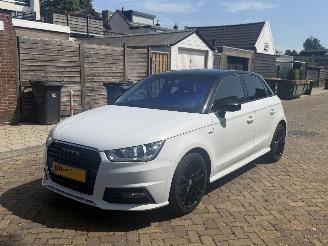 krockskadad bil auto Audi A1 NAP! 1.0 TFSI S LINE AUTOMAAT SPORTBACK 2016/1