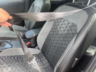 Volkswagen Tiguan 1.5 TSI R-Line 7 PERS NAP picture 13
