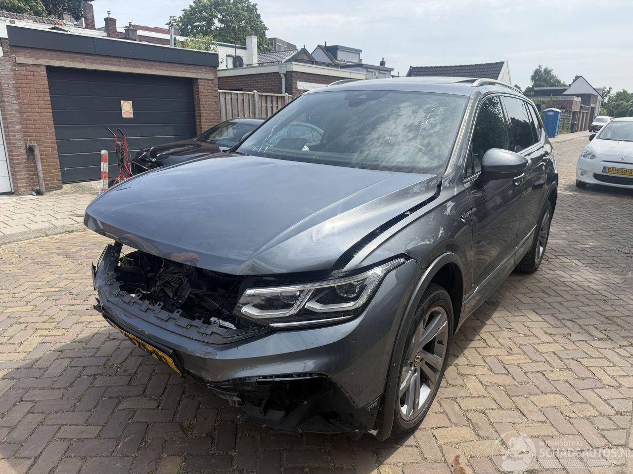 Volkswagen Tiguan 1.5 TSI R-Line 7 PERS NAP