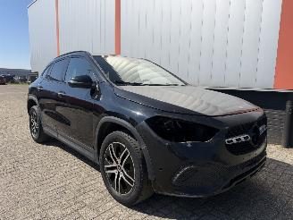 uszkodzony samochody osobowe Mercedes GLA 200d AUTOMAAT 2022/1