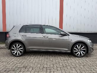Volkswagen Golf 1.4 TSI GTE picture 4