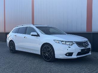 skadebil auto Honda Accord TOURER 2.2 i-DTEC Executive 2013/1