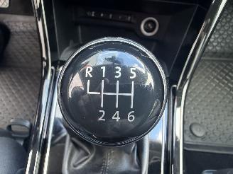 Volkswagen Touran 1.2 TSI R Line 7 PERS NAP! picture 17