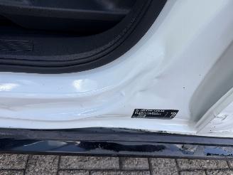 Volkswagen Touran 1.2 TSI R Line 7 PERS NAP! picture 26