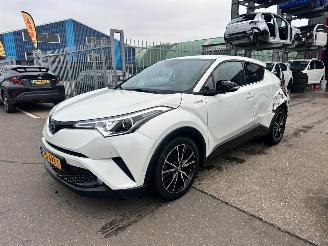 Avarii autoturisme Toyota C-HR 1.8 HYBRIDE BI-TONE 2018/4