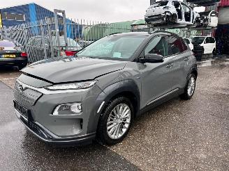 Unfallwagen Hyundai Kona 150 KW 2019/11