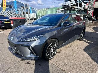 Vaurioauto  passenger cars MG MG4  2024/7