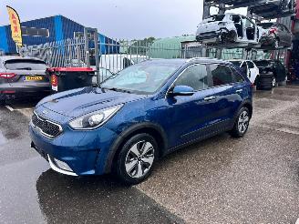 Schadeauto Kia Niro 1.6 HYBRIDE / AUTOMAAT 2018/3