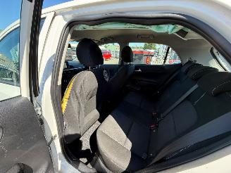 Kia Picanto 1.0 picture 8