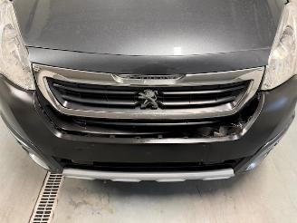 Peugeot Partner Tepee  picture 3