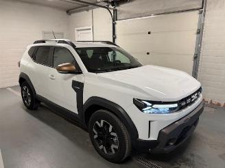 krockskadad bil auto Dacia Duster ALL ROAD INFO 2025/6