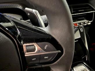 Peugeot 208  picture 19