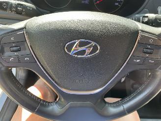 Hyundai I-20 1.2 euro6 5drs picture 16