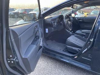 Toyota Auris 1.8 hybrid picture 8