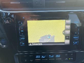 Toyota Auris 1.8 hybrid picture 13