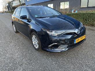Toyota Auris 1.8 hybrid picture 5