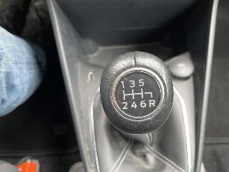 Ford Fiesta 5drs picture 17