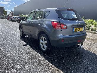 Vaurioauto  passenger cars Nissan Qashqai 2.0 104kw 2008/8