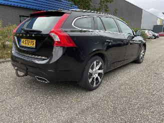 škoda osobní automobily Volvo V-60 2.4 D plug in hybrid 2013/12