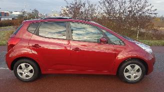 Vaurioauto  passenger cars Kia Venga AUTOMAAT...PANODAK.. 2011/4