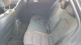 Kia Ceed 1.6GDi PHEV 77KW picture 30