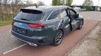 Kia Ceed 1.6GDi PHEV 77KW picture 11
