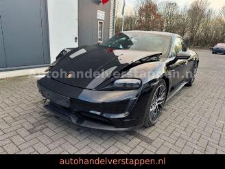 Porsche Taycan 350KW Panorama-Glasdach Leder 20zoll picture 1