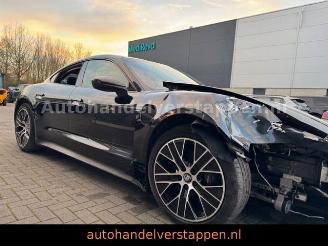 Porsche Taycan 350KW Panorama-Glasdach Leder 20zoll picture 12