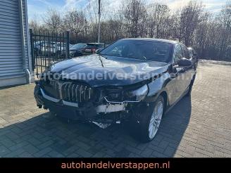 Schadeauto BMW i5 Limousine 40 eDrive 250KW Cockpit Plus Panora 2025/4