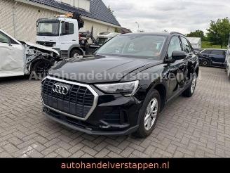 Voiture accidenté Audi Q3 45 TFSI e S-Tronic 180KW Plug in Navi MMI 2023/9