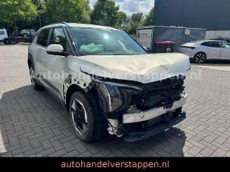 Unfallwagen Kia EV3 150 kW 81KWH BATTERY  BUSINESS PLUS 2025/4