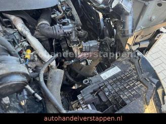 Land Rover Defender 110 D250 3.0L X-Dynamic SE Pano BLACK P picture 14