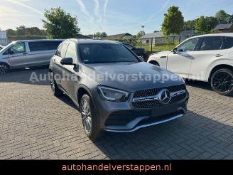 uszkodzony samochody osobowe Mercedes GLC 300e 235KW 4Matic AMG Sport 2021/9