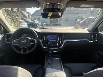Volvo V-60 R-DESIGN 2.0 D MOMENTUM-LEER-PANO-AUTOMAAT-150PK-BOM VOL picture 16