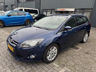 krockskadad bil auto Ford Focus 1.0 EcoBoost WAGON 2012/7