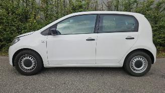 damaged passenger cars Skoda Citigo 1.0 12V 2013/1