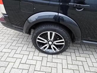 Landrover Discovery 3.0 SDV6 HSE automaat van / grijskenteken 2 x pano dak picture 18